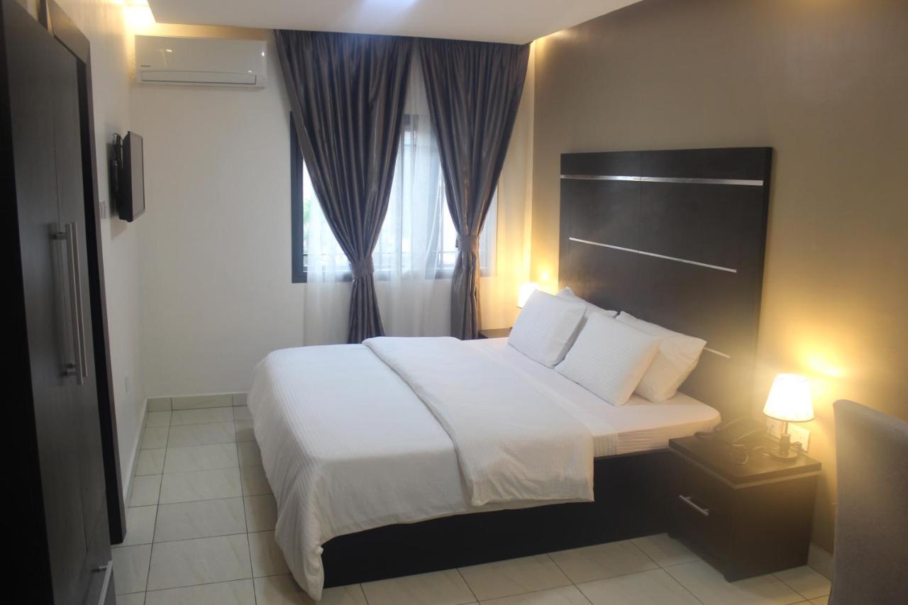 Urban Metro Inn Lagos Exterior foto